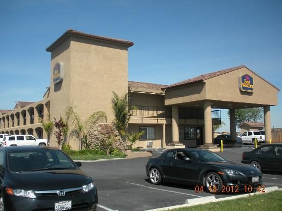 SureStay By Best Western Hollister — Property