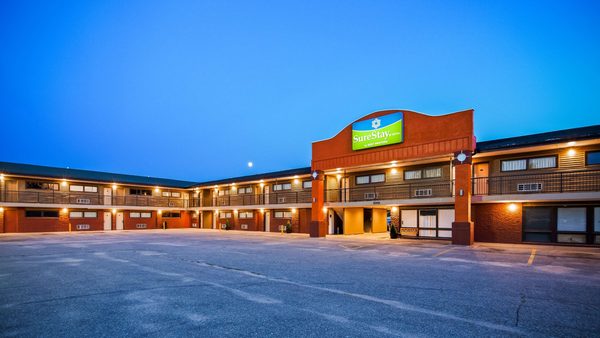 SureStay By Best Western Lincoln — Property