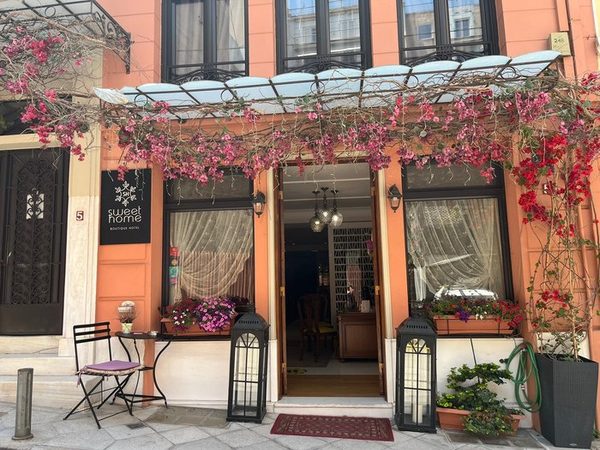 Sweet Home Hotel — Property