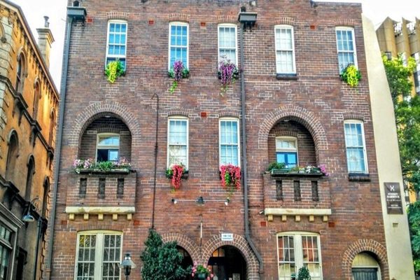 Sydney Harbour Bed and Breakfast — Property
