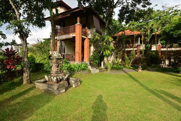 Tegal Sari Accommodation — Property