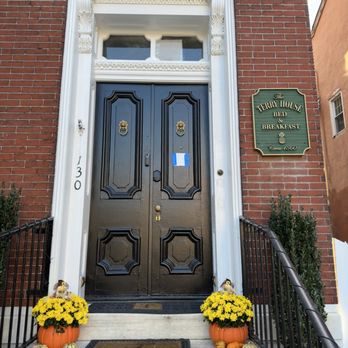 Terry House Bed and Breakfast — Property