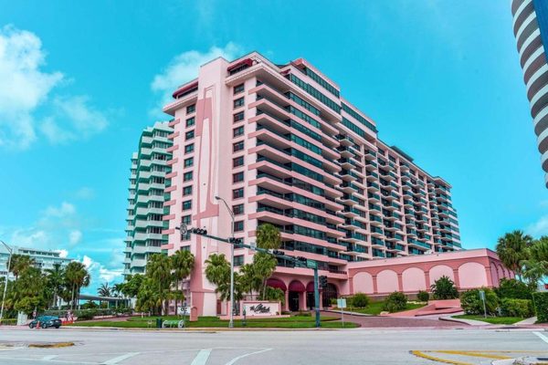 The Alexander Miami Beach Florida — Property