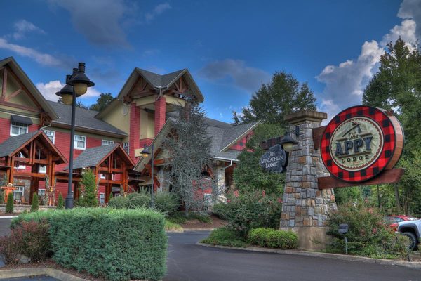 The Appy Lodge Gatlinburg Tennessee — Property