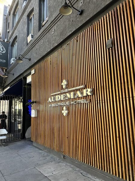 The Audemar Boutique Hotel Los Angeles California — Property