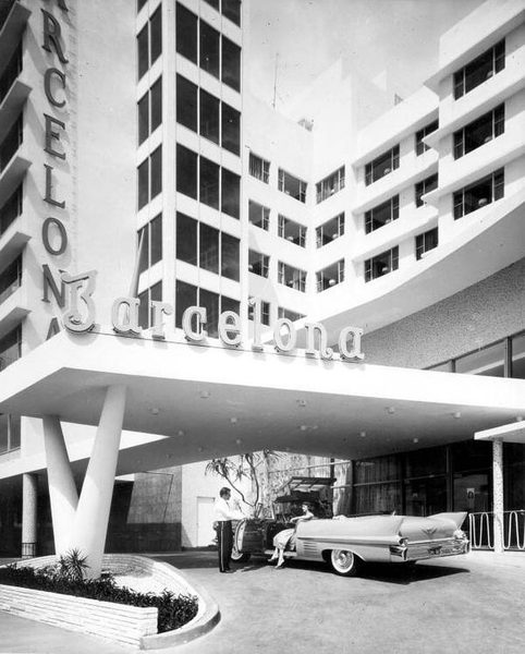 The Barcelona Guesthouse Miami Beach Florida — Property