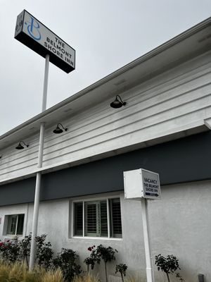 The Belmont Shore Inn — Property