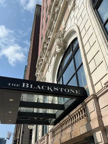 The Blackstone Autograph Collection Chicago Illinois — Property