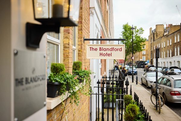 The Blandford Hotel London England — Property