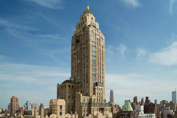 The Carlyle A Rosewood Hotel — Property