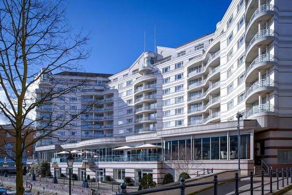 The Chelsea Harbour Hotel Spa London England — Property