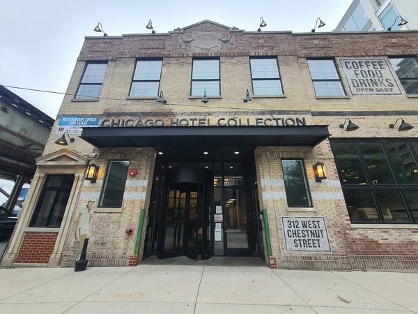 The Chicago Hotel Collection Wrigleyville Chicago Illinois — Property