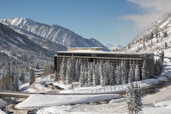 The Cliff Lodge — Property