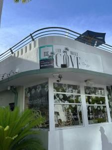 The Cove By Renzzi Miami Beach Florida — Property