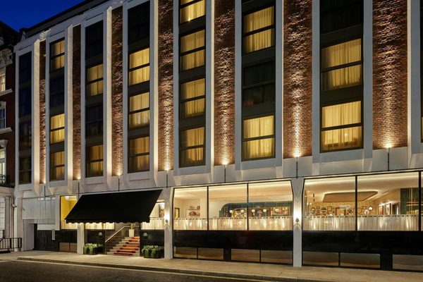 The Cura Hotel Kensington London a Tribute Portfolio Hotel — Property