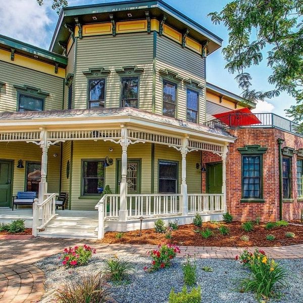 The Curtis Park Club — Property