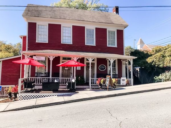 The Dahlonega Square Hotel — Property