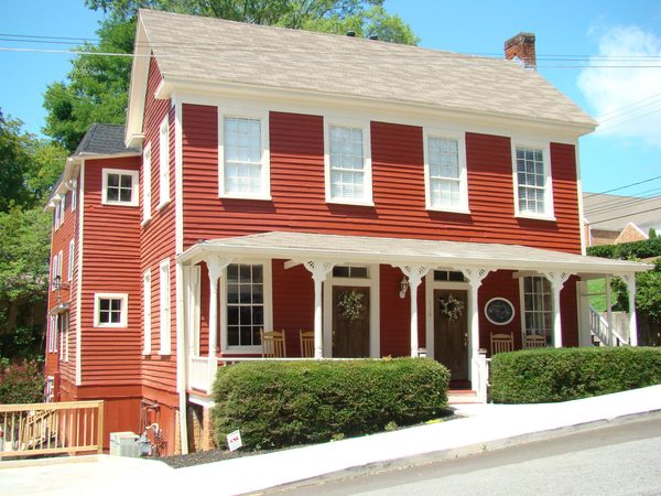 The Dahlonega Square Hotel — Property