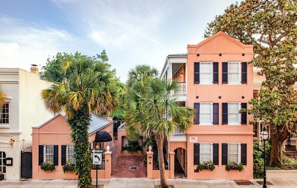 The Elliott House Inn — Property