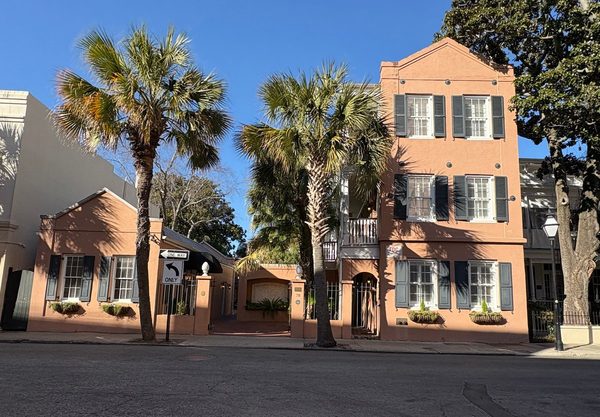 The Elliott House Inn — Property