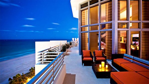 The Firefly Miami Beach Florida — Property