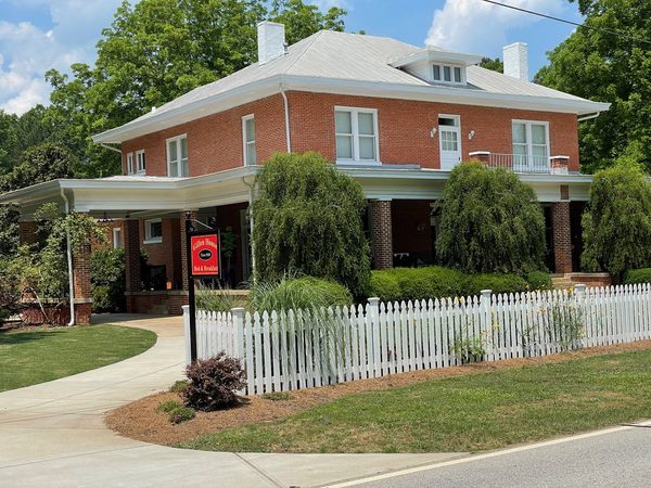 The Gillen House Bed And Breakfast Maxeys Georgia — Property