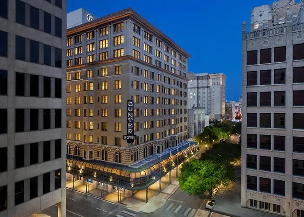 The Gunter Hotel a Tribute Portfolio Hotel San Antonio Riverwalk — Property