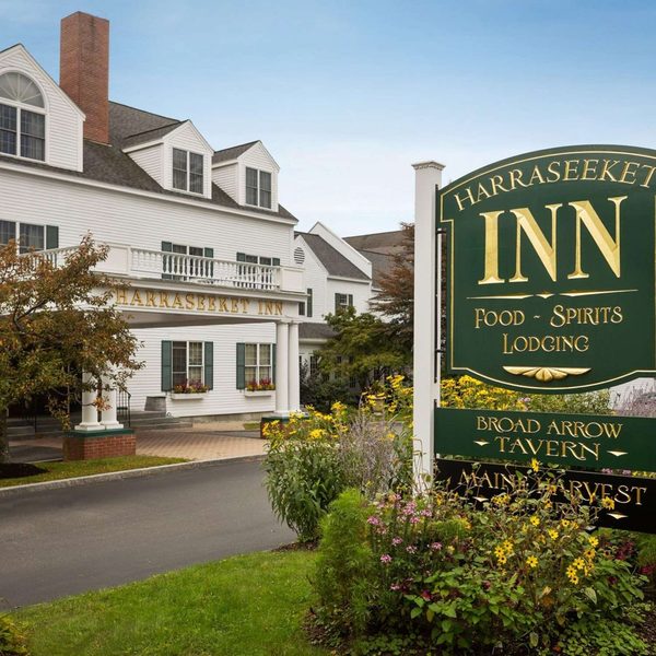 The Harraseeket Inn Event House Freeport Maine — Property