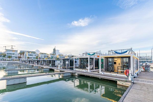 The Homeboat Company Parque das Nacoes Lisboa — Property