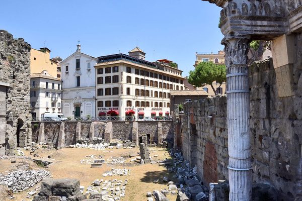 The Inn At The Roman Forum — Property