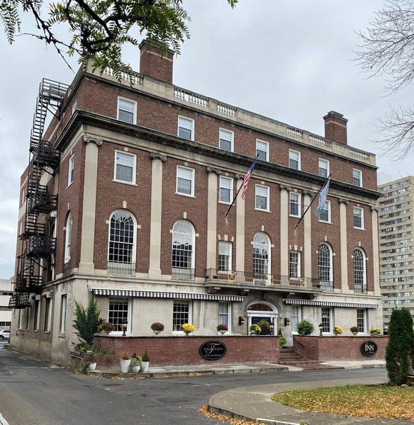 The Inn On Broadway — Property