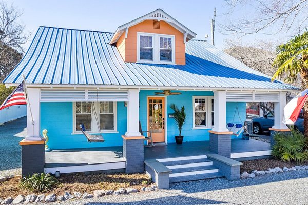 The Island Guesthouse and Motel — Property