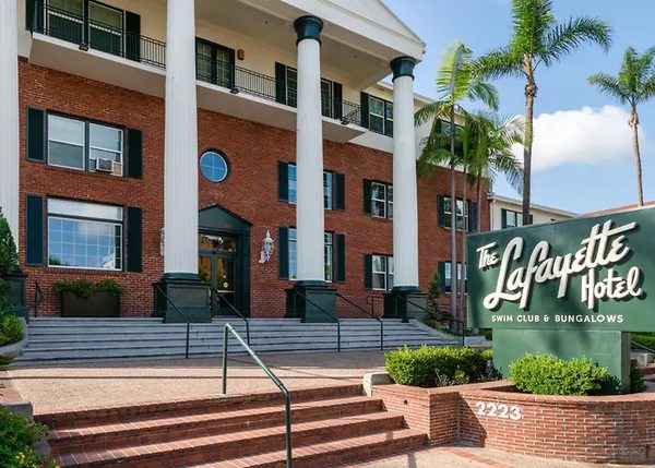 The Lafayette Hotel And Club San Diego California — Property