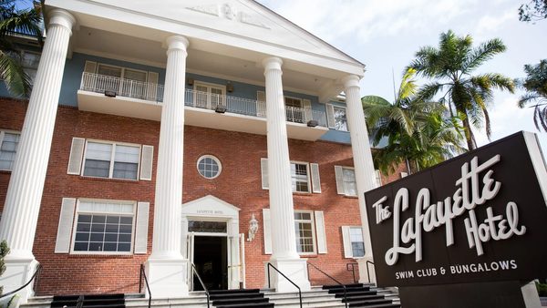The Lafayette Hotel And Club San Diego California — Property