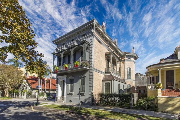 The Lanaux Mansion — Property