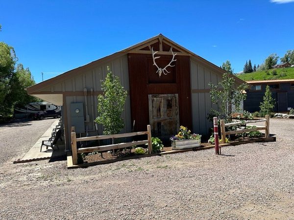 The Lodges Of Oak Creek Oak Creek Colorado — Property