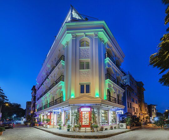 The Magnaura Palace Hotel — Property