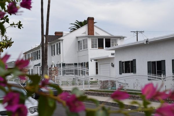 The Mansion Hostel Los Angeles California — Property