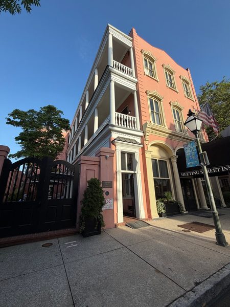 The Meeting Street Inn Charleston South Carolina — Property