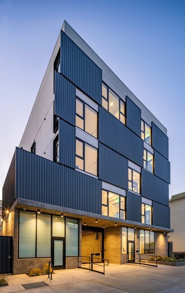 The Metric Los Angeles Los Angeles California — Property