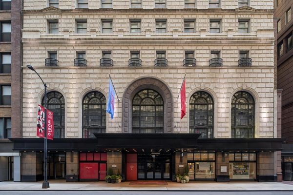 THE MIDLAND HOTEL Chicago A Tribute Portfolio Hotel — Property