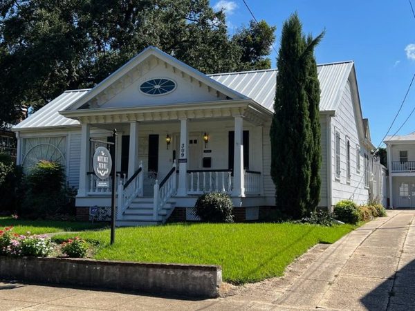 The Natchez Pearl — Property