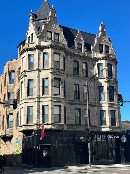 The Neighborhood Hotel Lincoln Park Chicago Illinois — Property