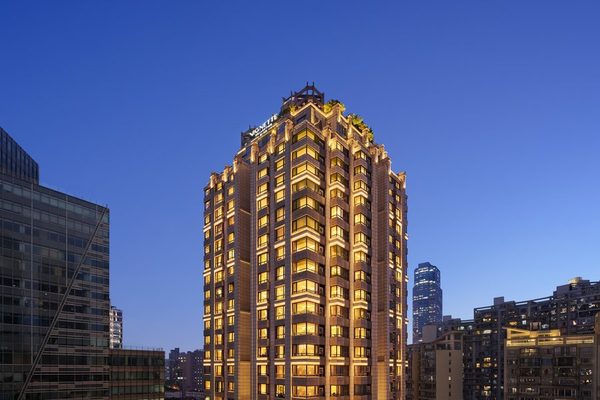 The One Suites Hotel Shanghai Downtown — Property