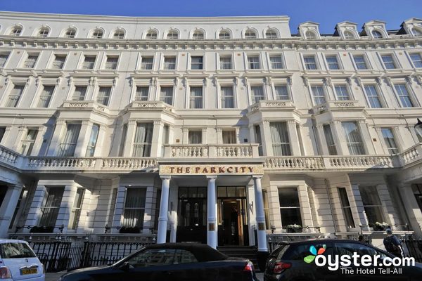 The Park City Grand Plaza Kensington Hotel London England — Property