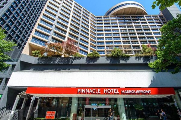 The Pinnacle Hotel Harbourfront Vancouver British Columbia — Property