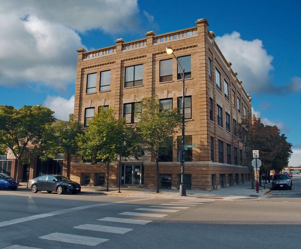 The Publishing House Bed and Breakfast Chicago Illinois — Property