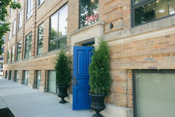 The Publishing House Bed and Breakfast Chicago Illinois — Property