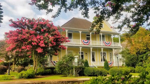 The Queen Anne Bed Breakfast — Property