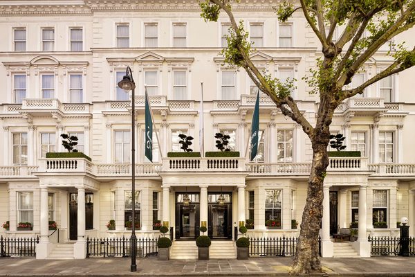The Queen s Gate Hotel — Property